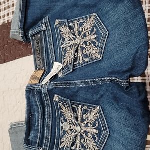 Size 7 capri